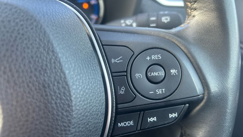 Toyota RAV4 2.5 VVT-i Hybrid Design 5dr CVT 2WD Hybrid Estate